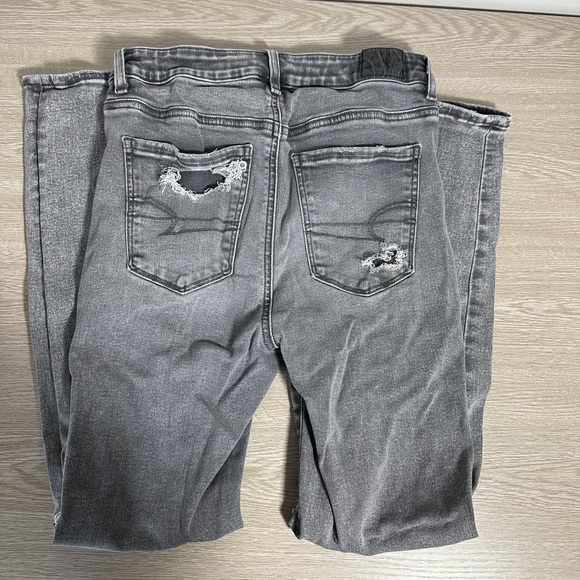 American Eagle Gray Ripped Skinny Jegging Jeans Women’s Size 4 Short - Picture 2 of 5